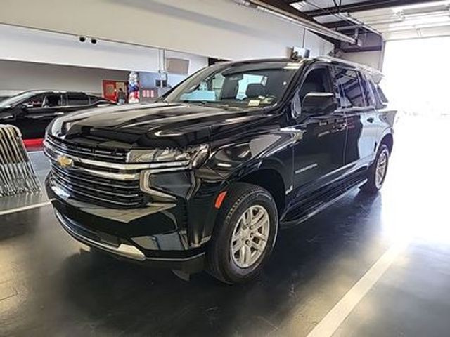 2023 Chevrolet Suburban LT