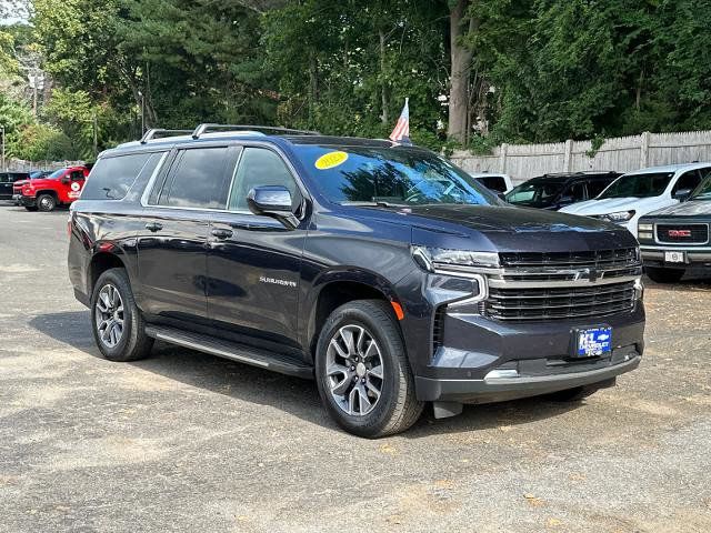 2023 Chevrolet Suburban LT