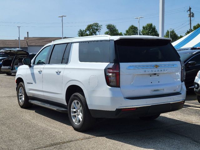 2023 Chevrolet Suburban LT