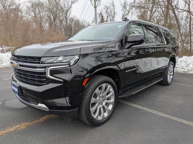 2023 Chevrolet Suburban LT