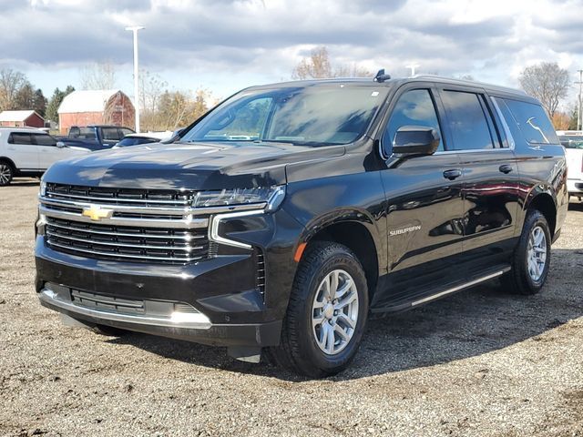 2023 Chevrolet Suburban LT