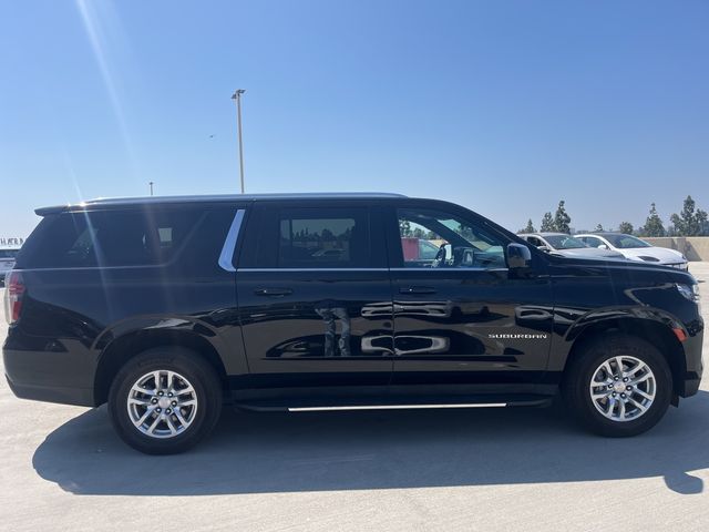 2023 Chevrolet Suburban LT