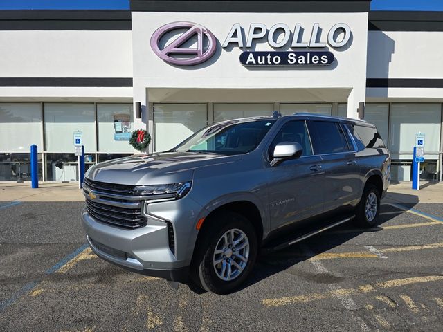 2023 Chevrolet Suburban LT