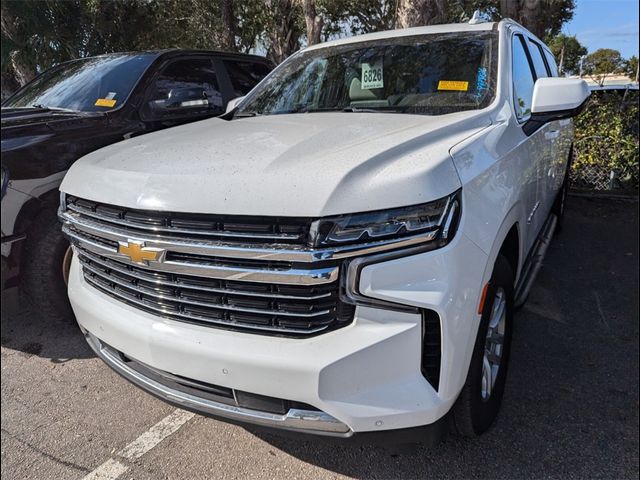 2023 Chevrolet Suburban LT