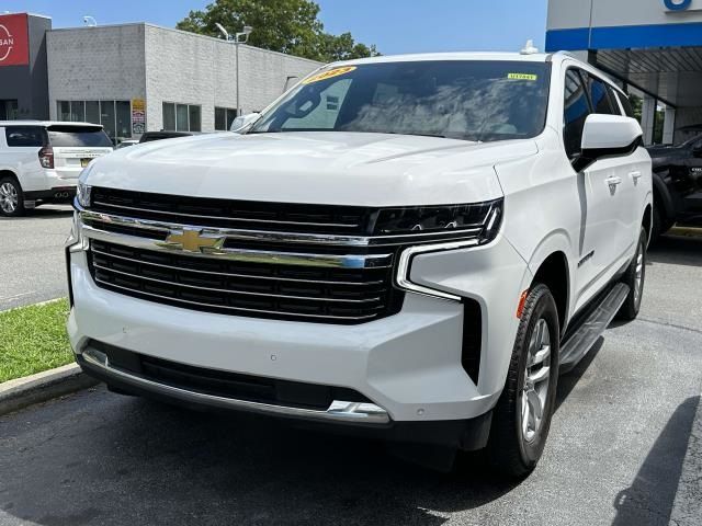 2023 Chevrolet Suburban LT