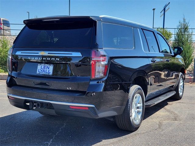 2023 Chevrolet Suburban LT