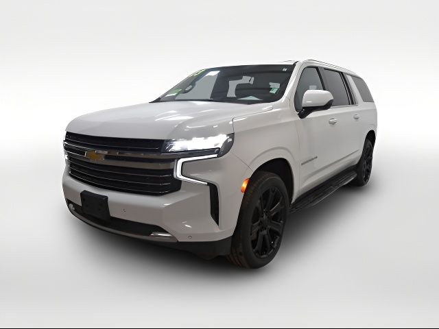 2023 Chevrolet Suburban LT