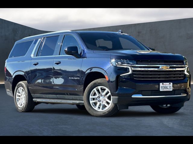 2023 Chevrolet Suburban LT