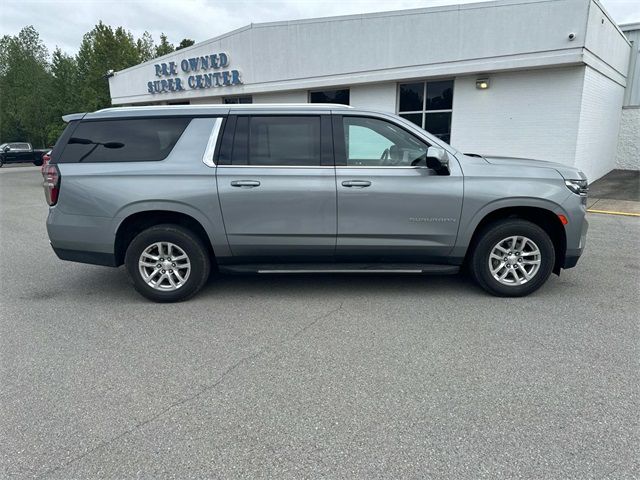 2023 Chevrolet Suburban LT