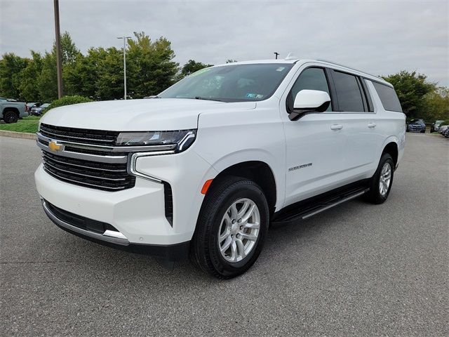 2023 Chevrolet Suburban LT