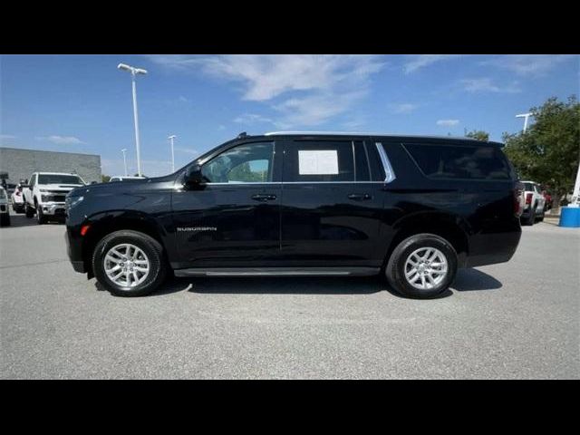 2023 Chevrolet Suburban LT