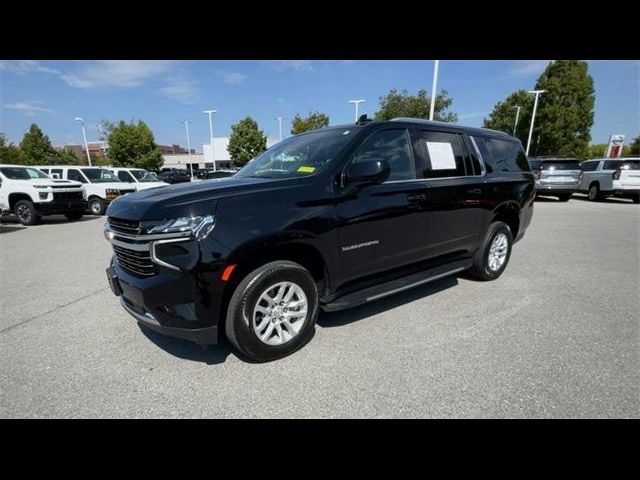 2023 Chevrolet Suburban LT