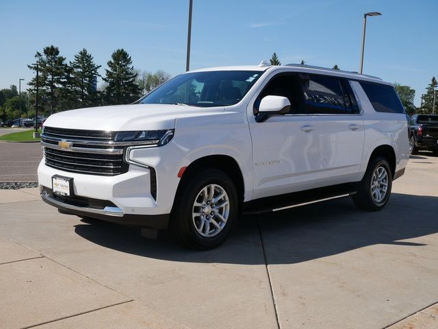 2023 Chevrolet Suburban LT