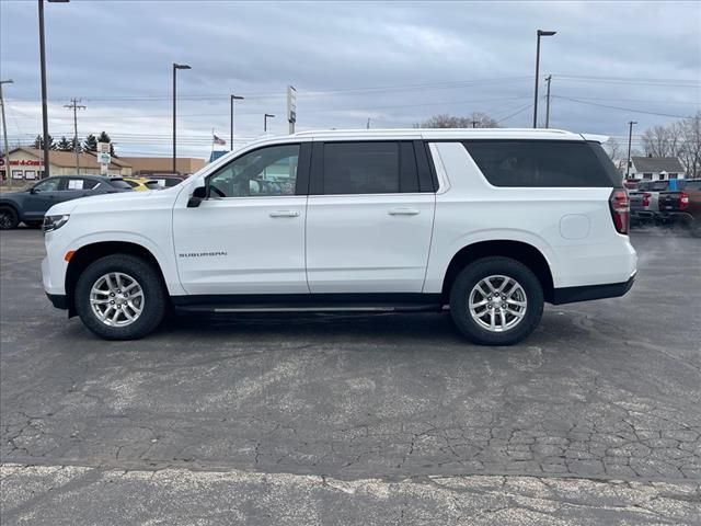 2023 Chevrolet Suburban LT