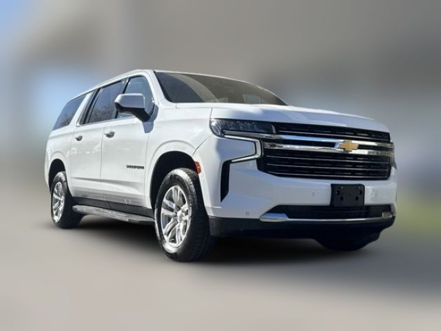 2023 Chevrolet Suburban LT