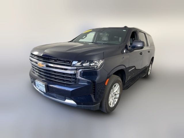 2023 Chevrolet Suburban LT