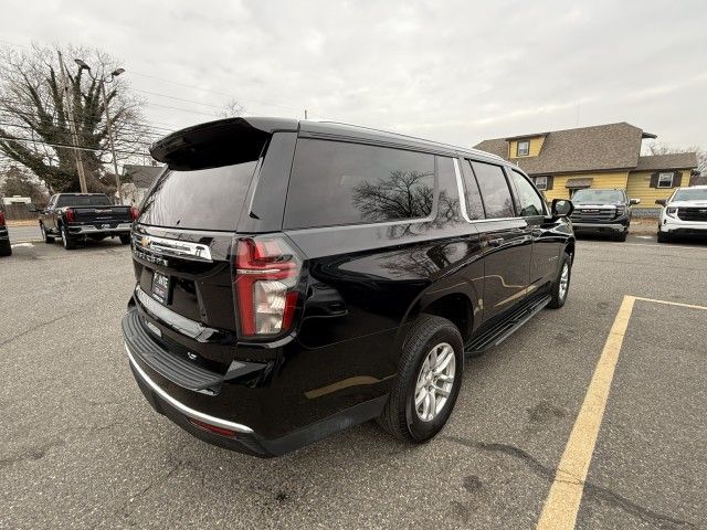 2023 Chevrolet Suburban LT