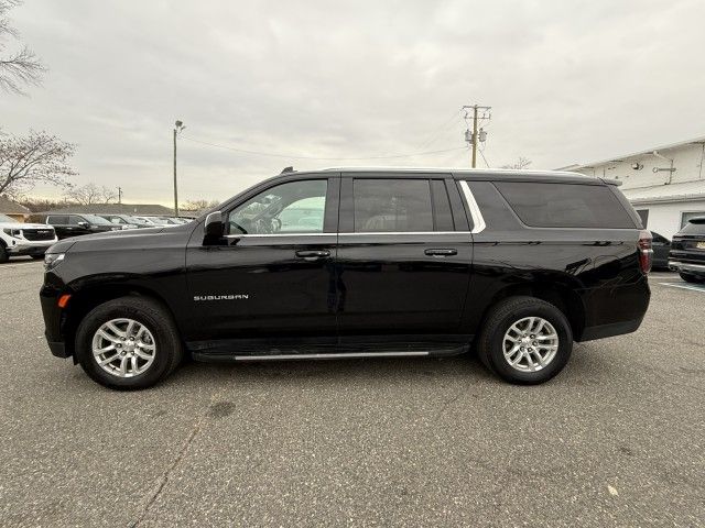 2023 Chevrolet Suburban LT