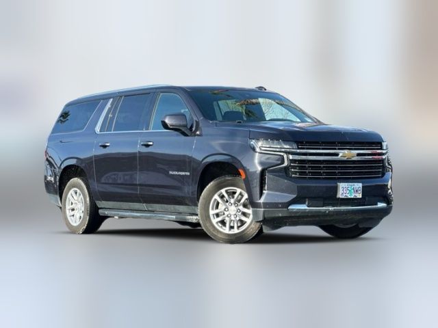 2023 Chevrolet Suburban LT