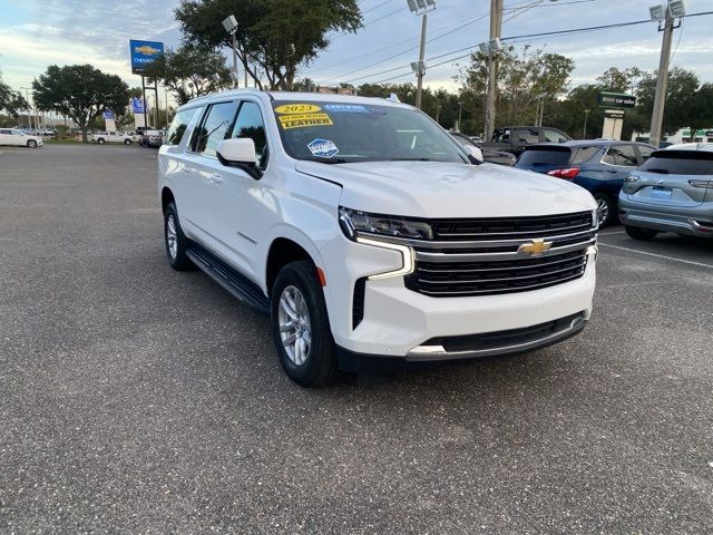 2023 Chevrolet Suburban LT