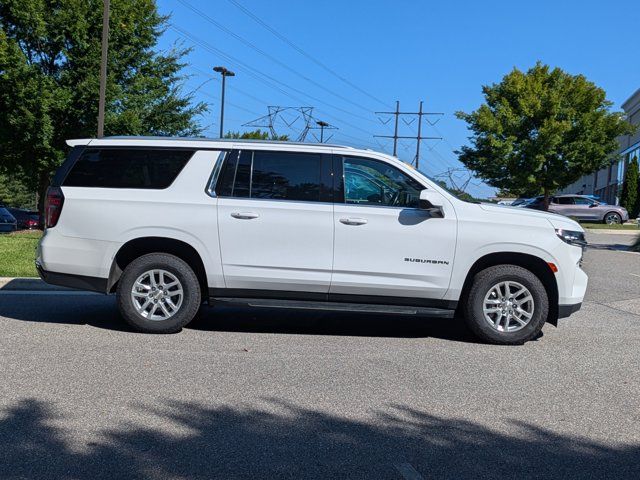 2023 Chevrolet Suburban LT