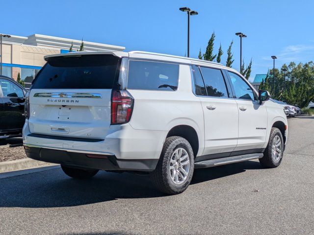 2023 Chevrolet Suburban LT