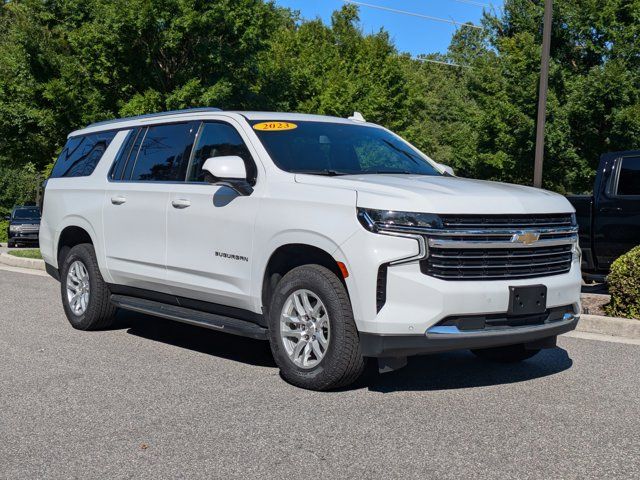 2023 Chevrolet Suburban LT