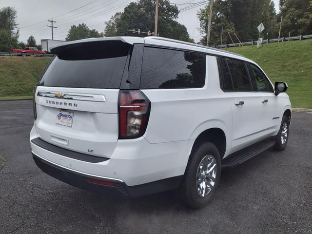 2023 Chevrolet Suburban LT