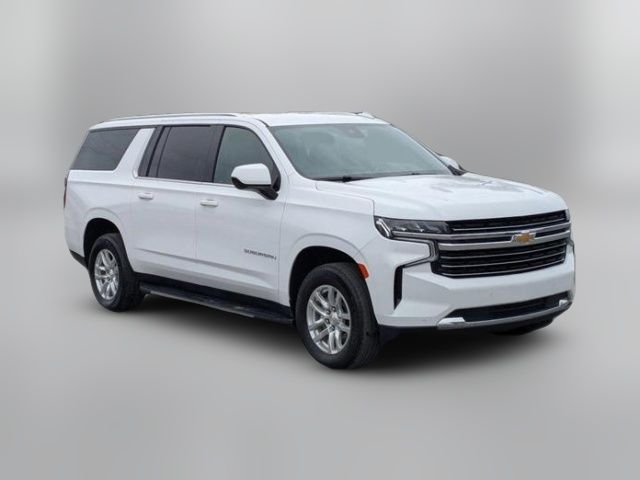 2023 Chevrolet Suburban LT