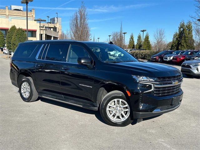 2023 Chevrolet Suburban LT