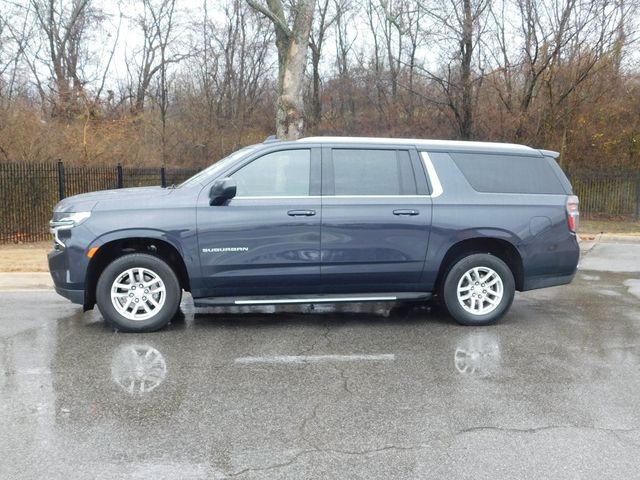 2023 Chevrolet Suburban LT