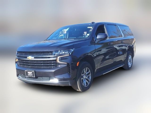 2023 Chevrolet Suburban LT