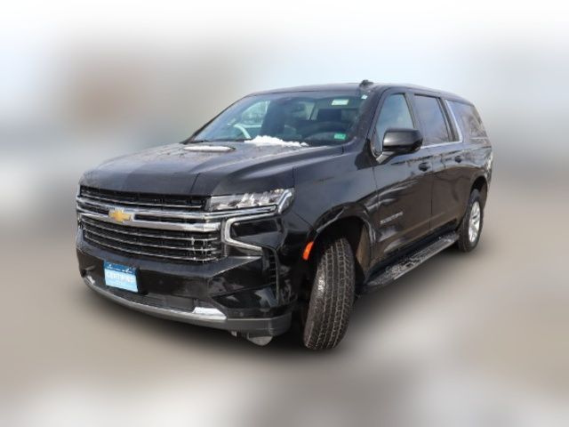 2023 Chevrolet Suburban LT