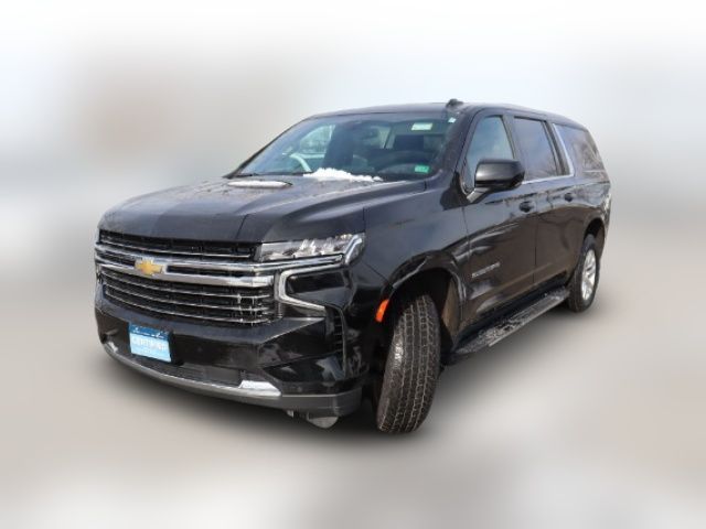 2023 Chevrolet Suburban LT