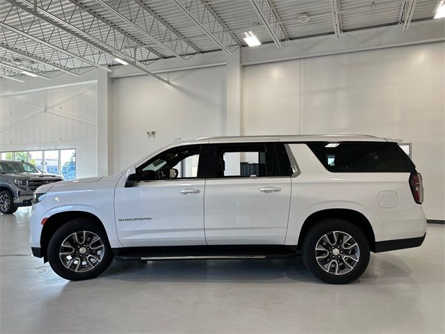 2023 Chevrolet Suburban LT