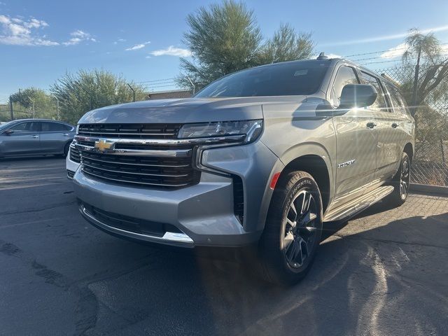 2023 Chevrolet Suburban LT