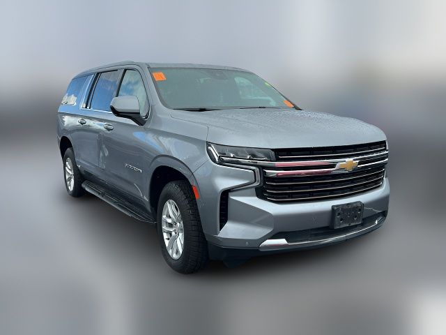 2023 Chevrolet Suburban LT