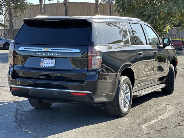 2023 Chevrolet Suburban LT