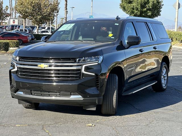 2023 Chevrolet Suburban LT