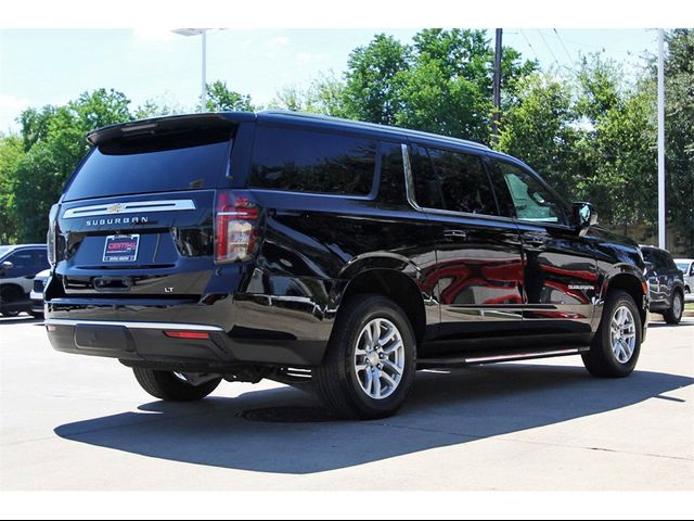 2023 Chevrolet Suburban LT