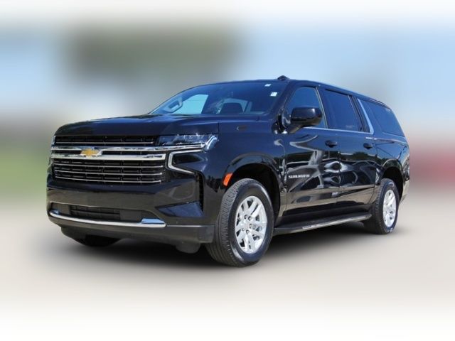 2023 Chevrolet Suburban LT