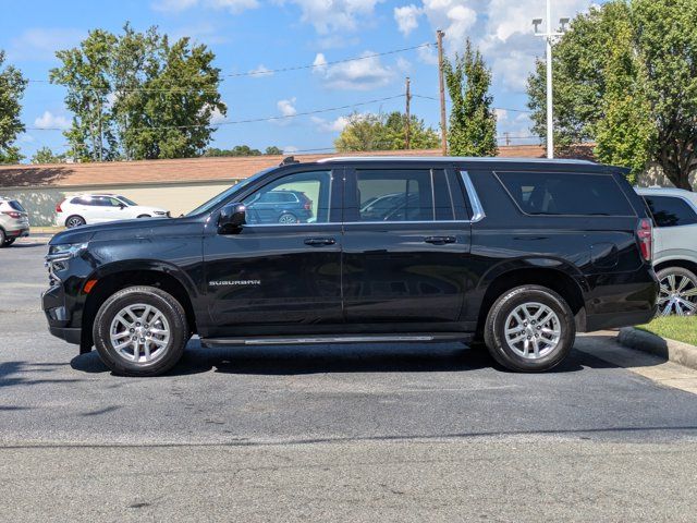 2023 Chevrolet Suburban LT