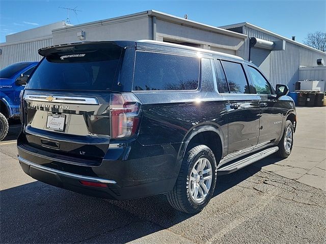 2023 Chevrolet Suburban LT