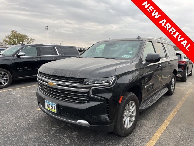 2023 Chevrolet Suburban LT