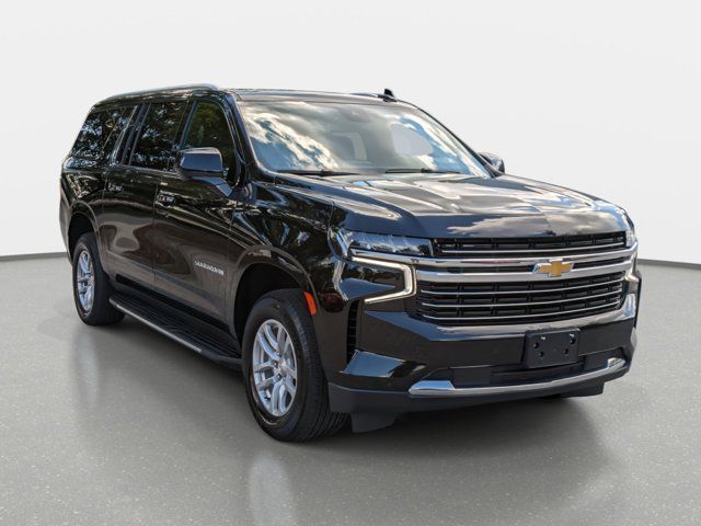 2023 Chevrolet Suburban LT