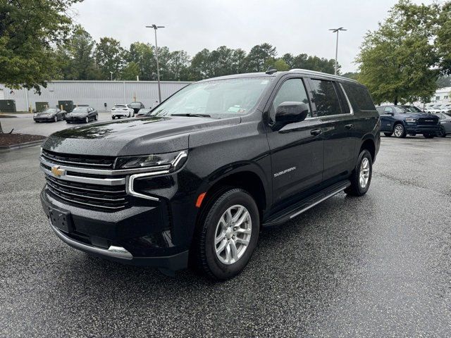 2023 Chevrolet Suburban LT