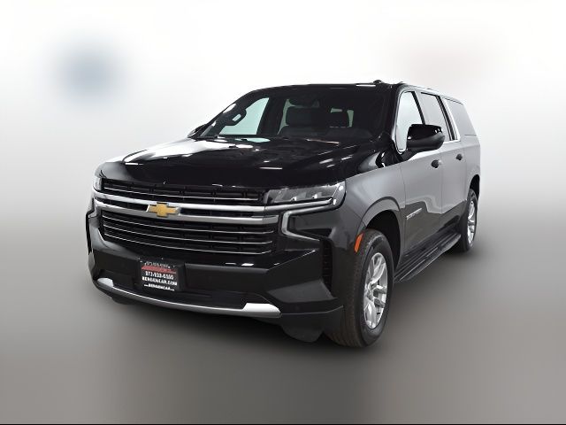 2023 Chevrolet Suburban LT