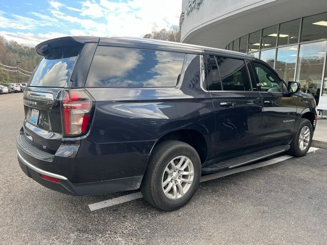 2023 Chevrolet Suburban LT