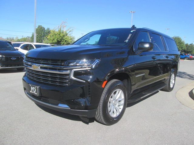 2023 Chevrolet Suburban LT