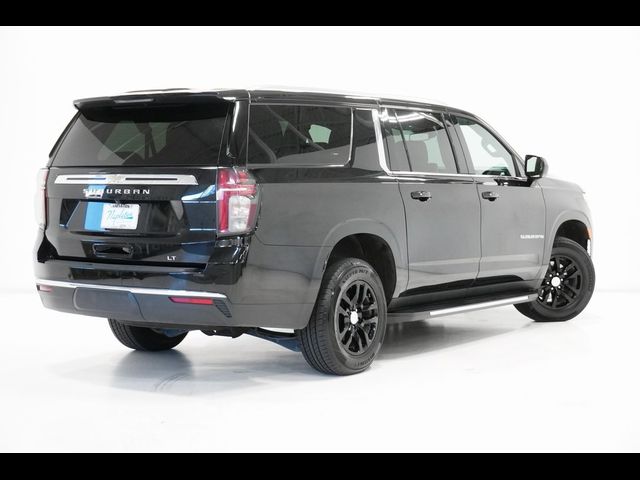 2023 Chevrolet Suburban LT